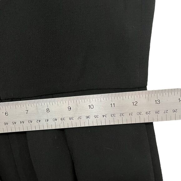 BCBGeneration LBD Dress Women’s Lace Neckline Keyhole Back Fit and Flare SZ 0 - Picture 8 of 12